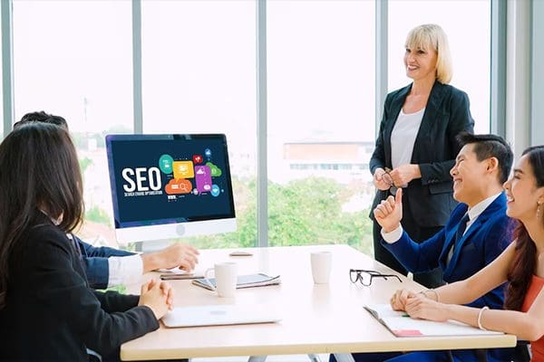 "Team of SEO professionals by cheenti